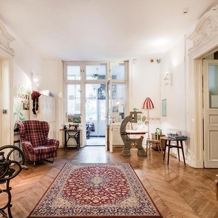 Baroque Hostel & Coworking Budapeşte Dış mekan fotoğraf