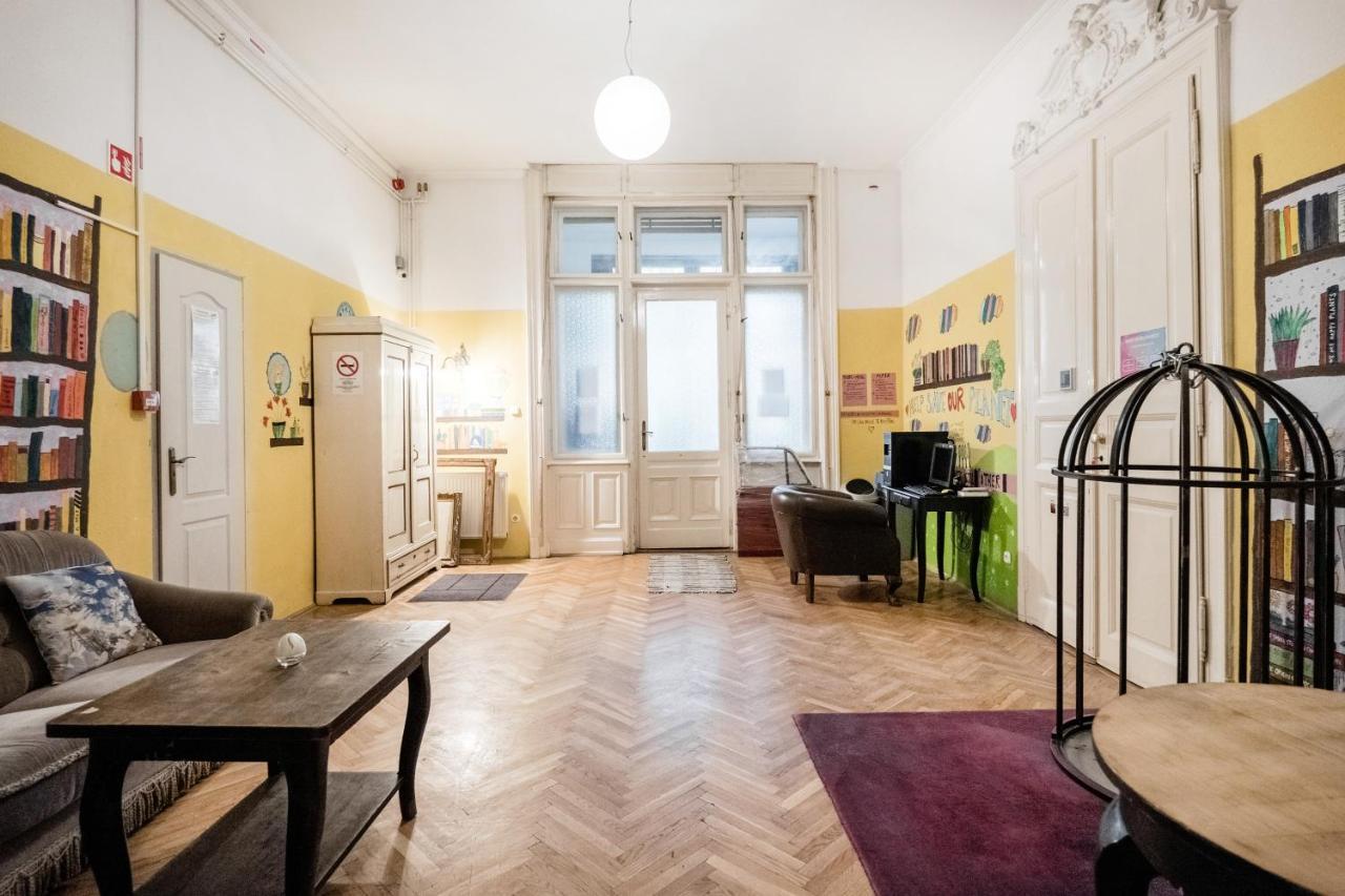 Baroque Hostel & Coworking Budapeşte Dış mekan fotoğraf