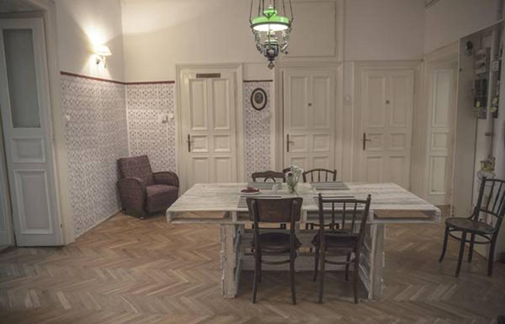 Baroque Hostel & Coworking Budapeşte Dış mekan fotoğraf