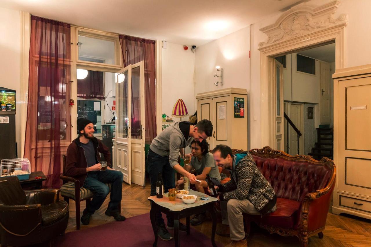 Baroque Hostel & Coworking Budapeşte Dış mekan fotoğraf