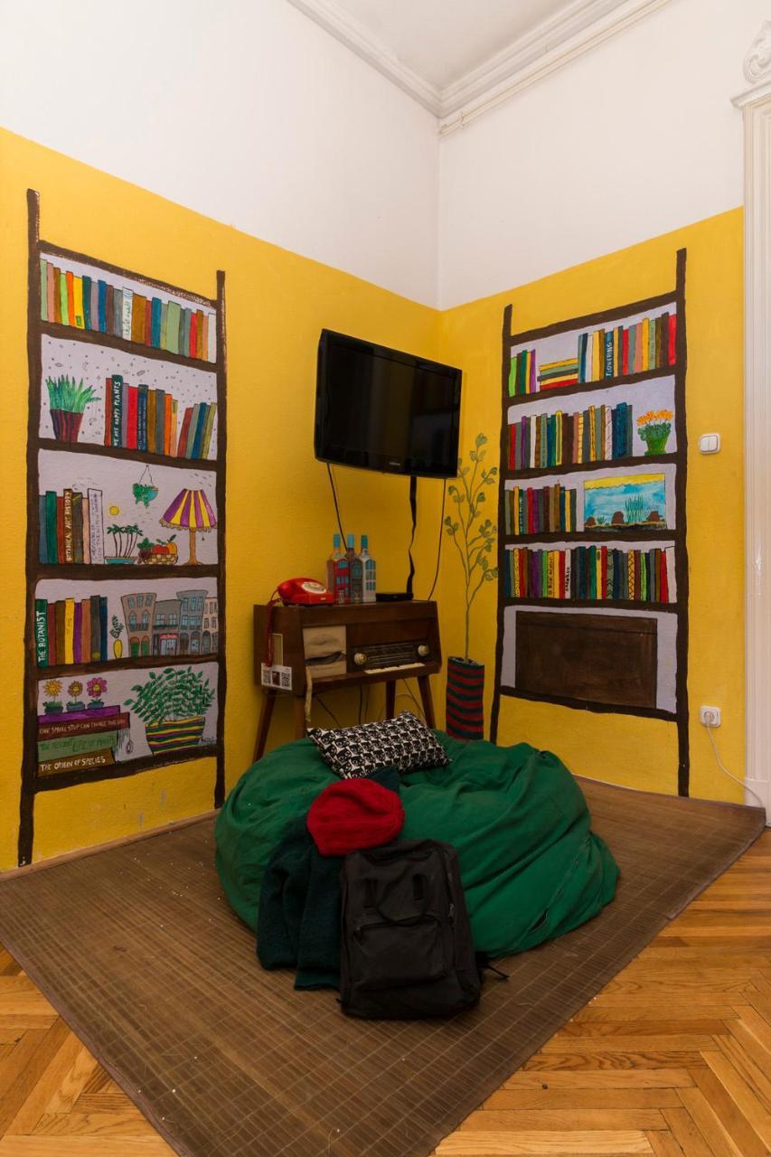 Baroque Hostel & Coworking Budapeşte Dış mekan fotoğraf