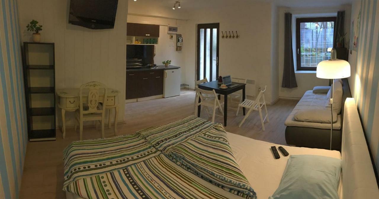 Baroque Hostel & Coworking Budapeşte Dış mekan fotoğraf